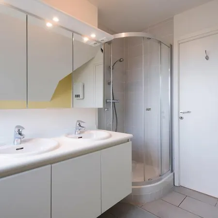 Apartment For 8 People With Lateral Seaview Équihen-Plage